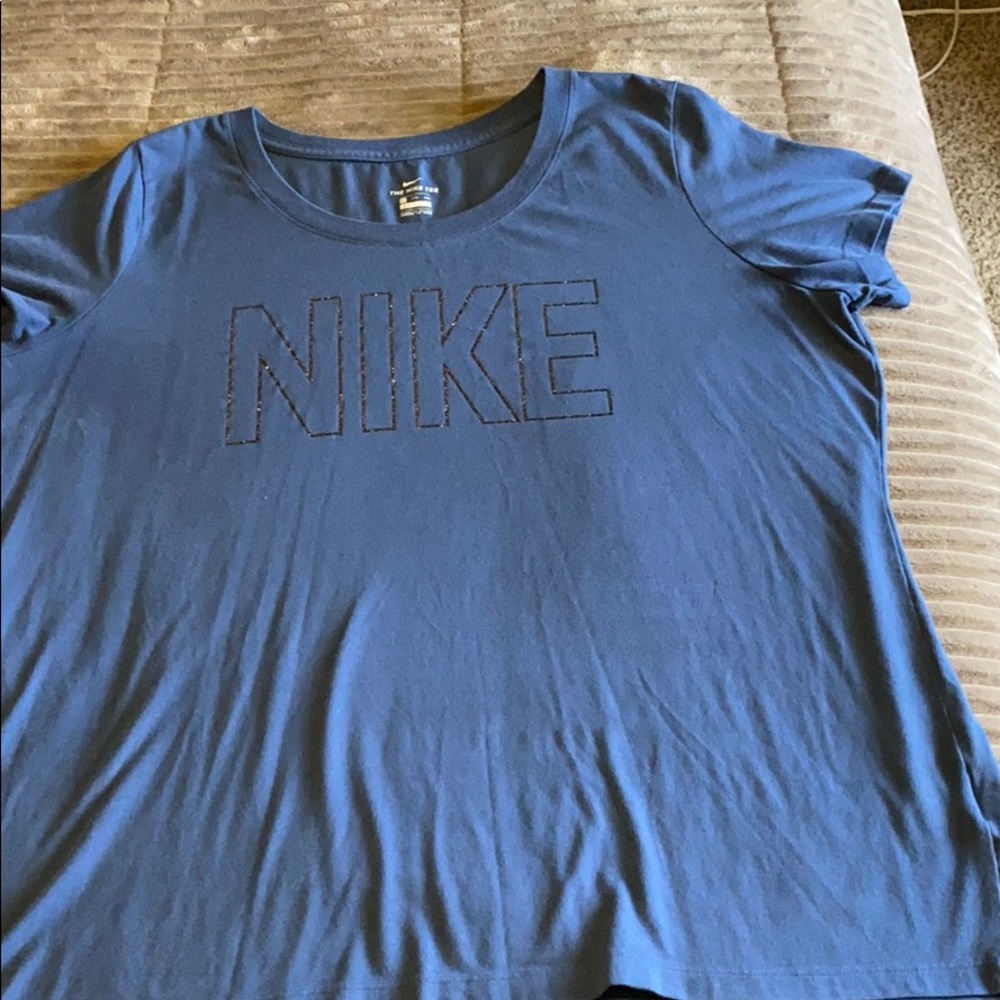 Nike T-shirt